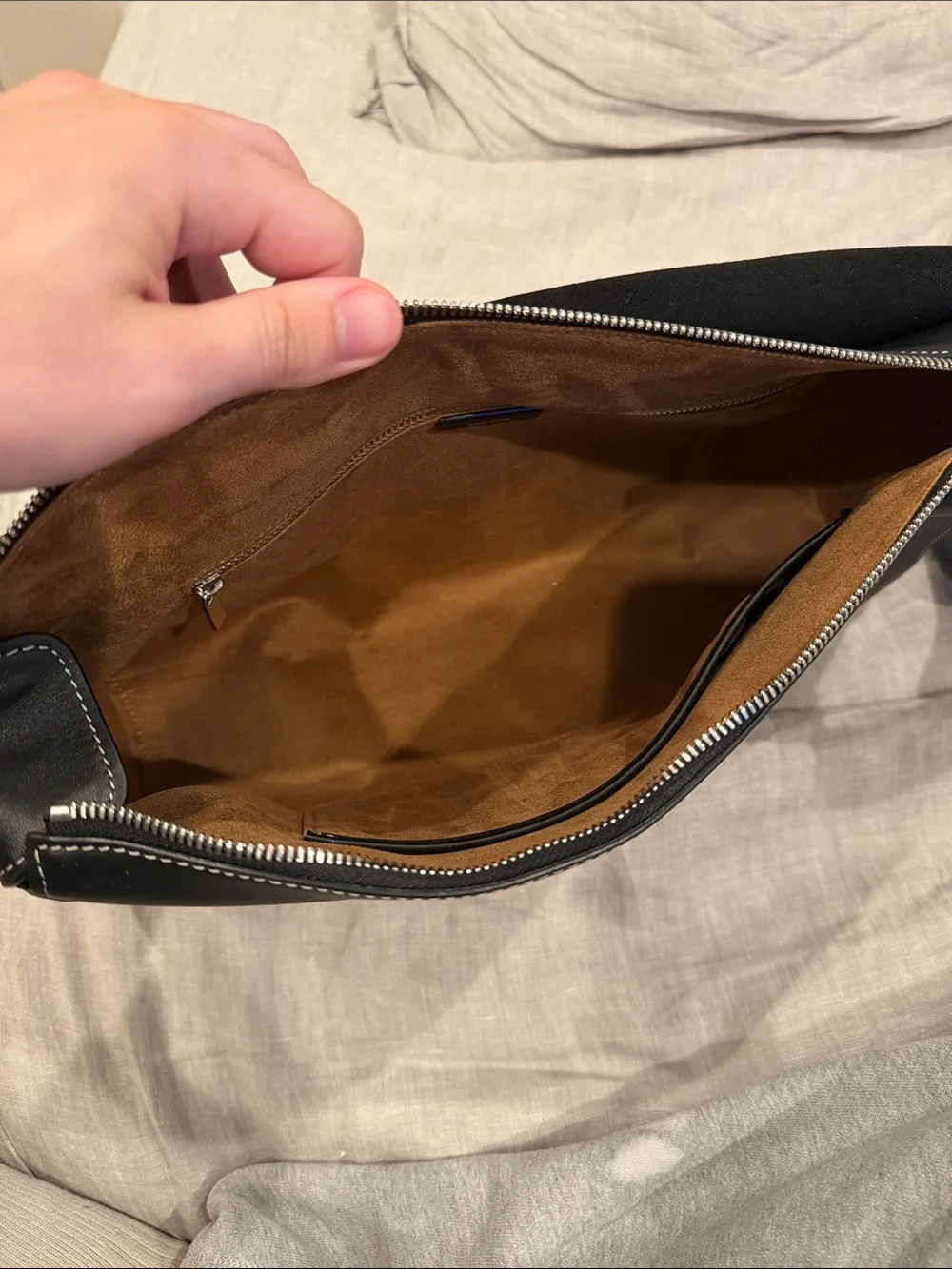 Men's Black Leather Messenger Bag - Classic Minimalist Design
